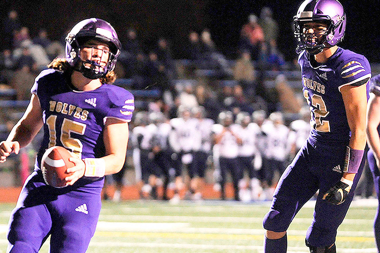 DISTRICT FOOTBALL: Sequim gets back on track, makes state tournament