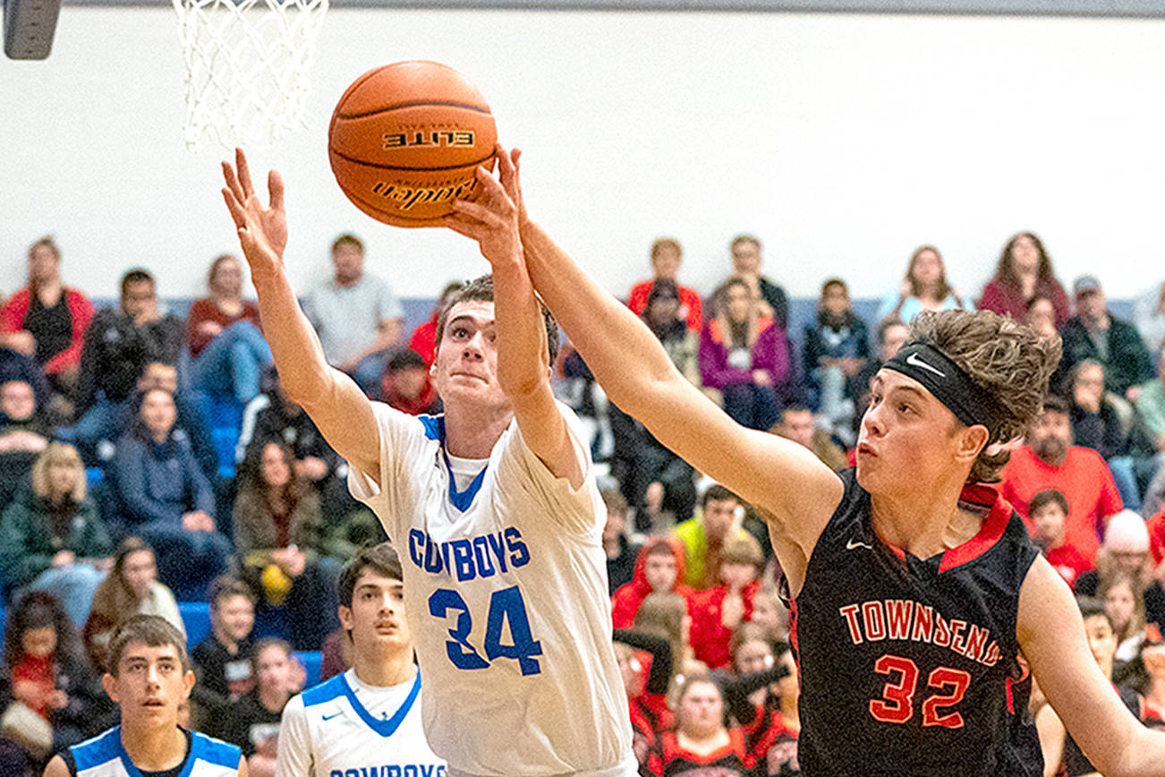 BOYS BASKETBALL ROUNDUP: Port Townsend gets going inside in win over rival Chimacum