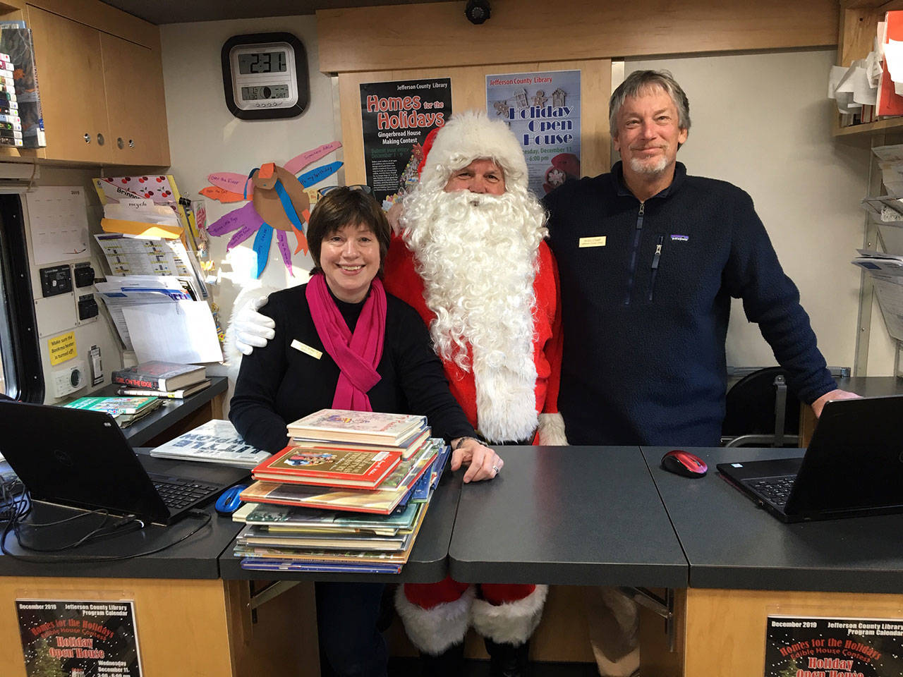 Santa visits library’s bookmobile