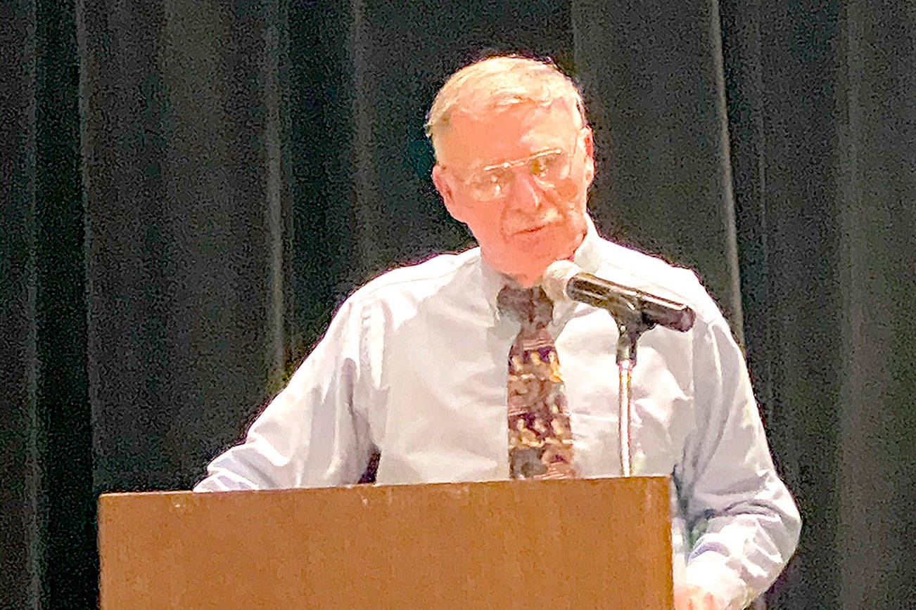 PHOTO: Longtime Port Angeles track coach Bob Sheedy inducted into state track coaches’ Hall of Fame