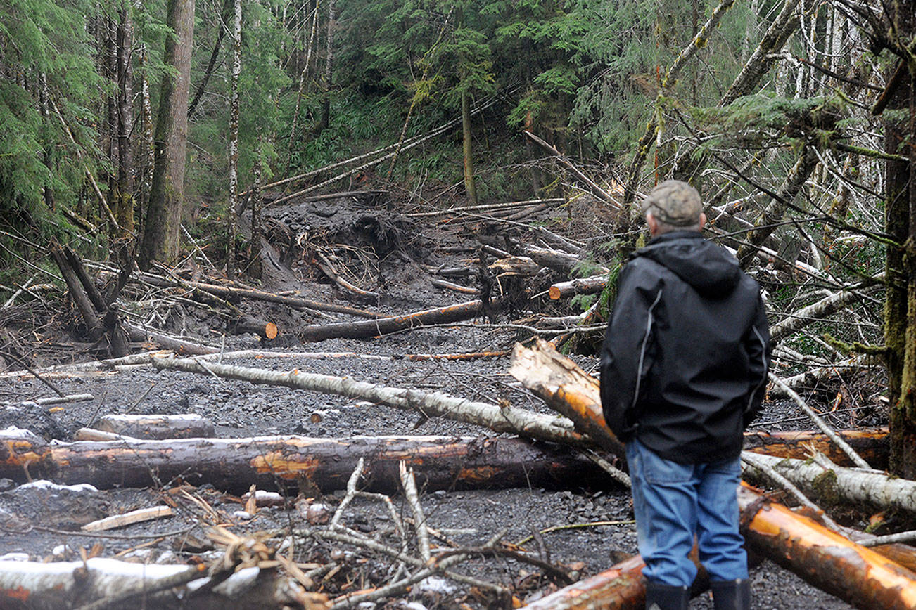 Landslide destroys small water system near Lake Pleasant