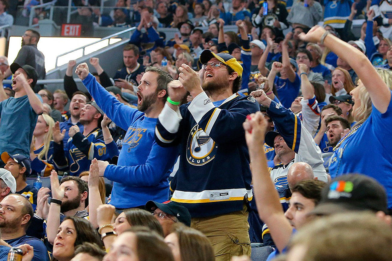 Poll: Fans want vaccine before attending games