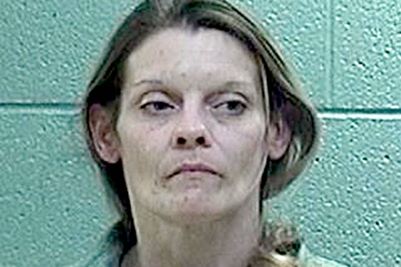 Couple wanted by postal inspectors taken into custody