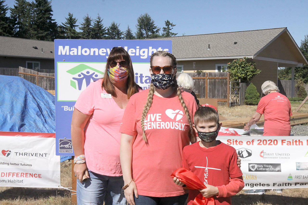 (Dave Logan/for Peninsula Daily News)