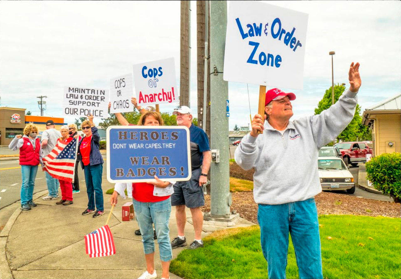 (Photo by Bob Lampert)