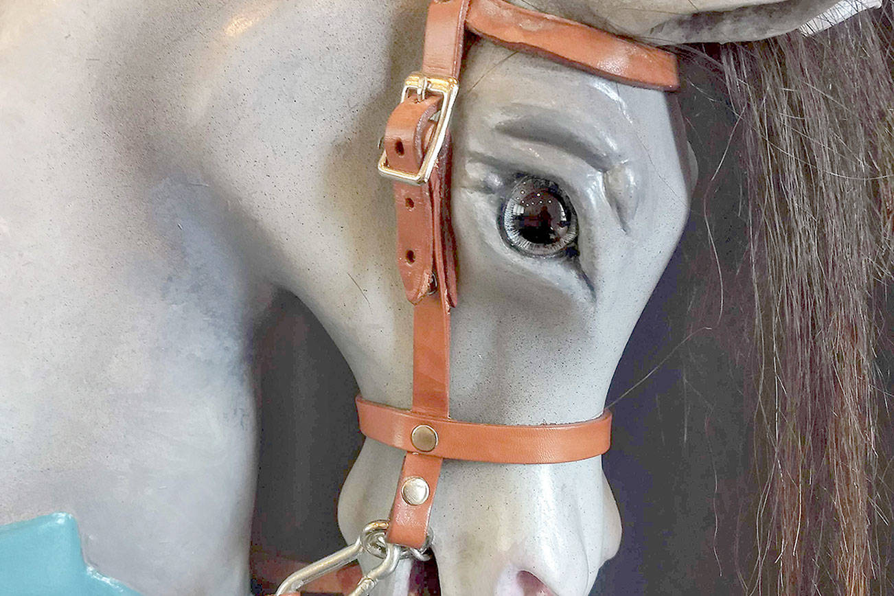 Harbor Art Gallery showcases two artists