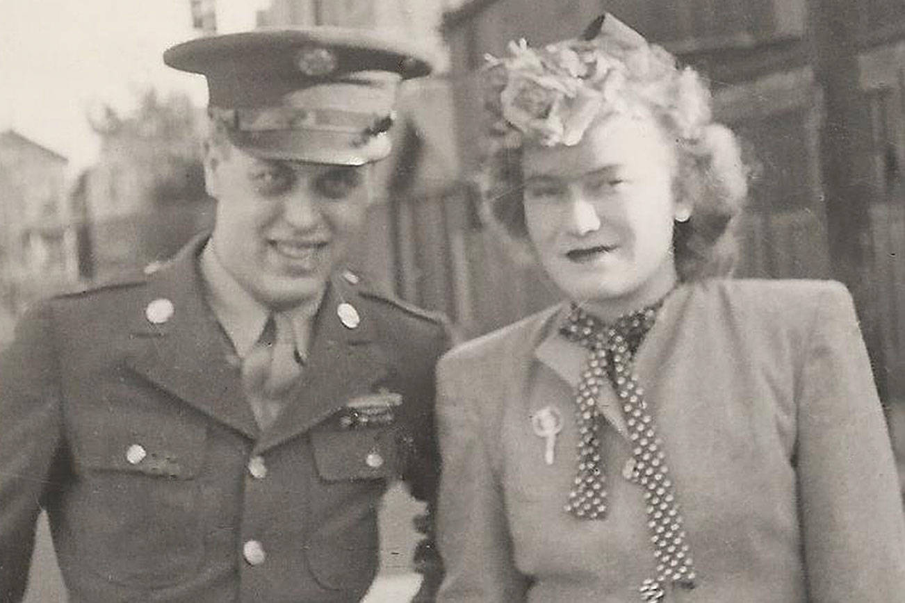 DIANE URBANI DE LA PAZ: Love, war and sacrifice