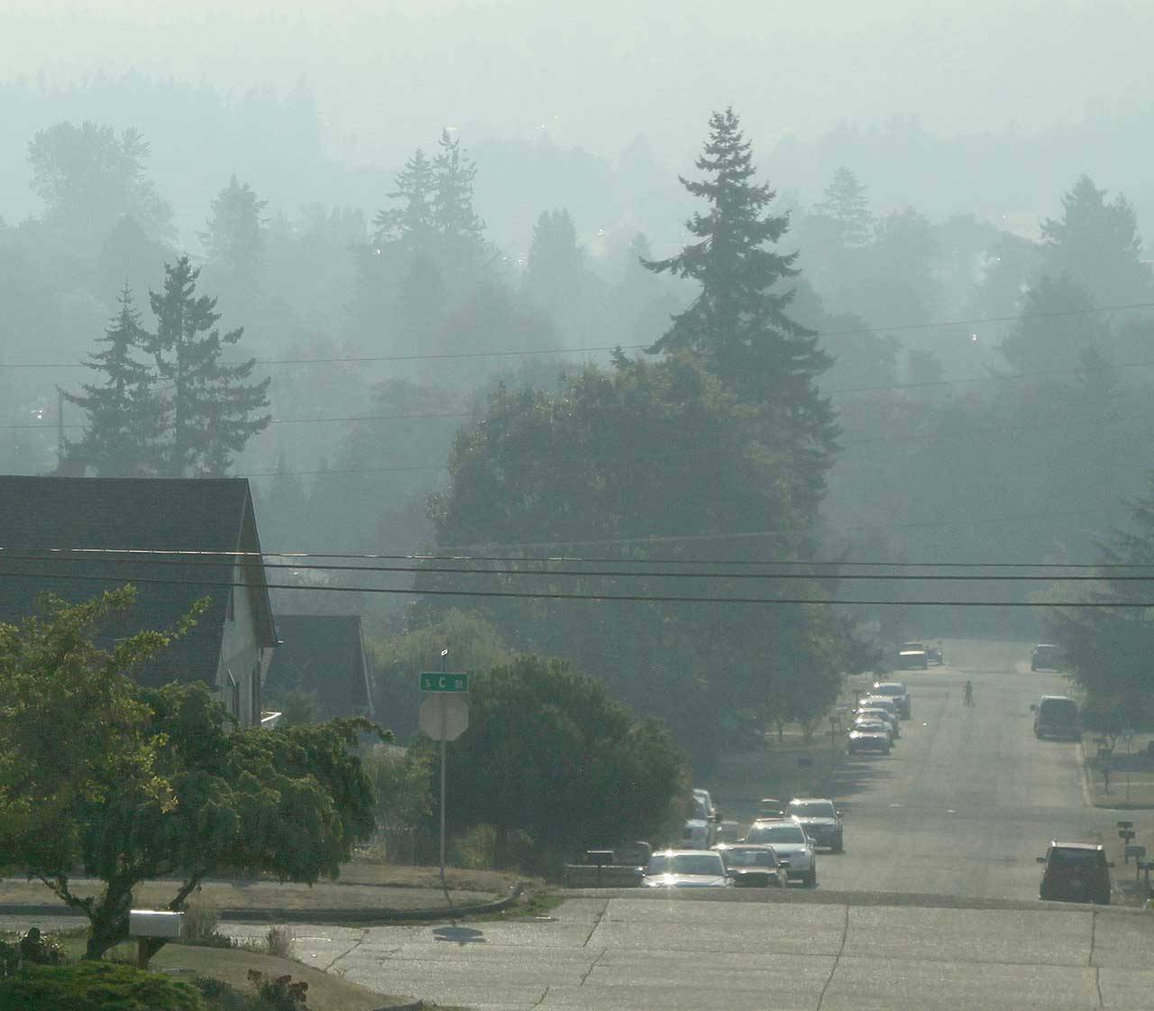 Easterly winds blew smoke from Eastern Washington fires onto the North Olympic Peninsula. A layer of smoke can be seen looking east from C Street in Port Angeles on Tuesday, Sept. 8, 2020. (Dave Logan/for Peninsula Daily News)