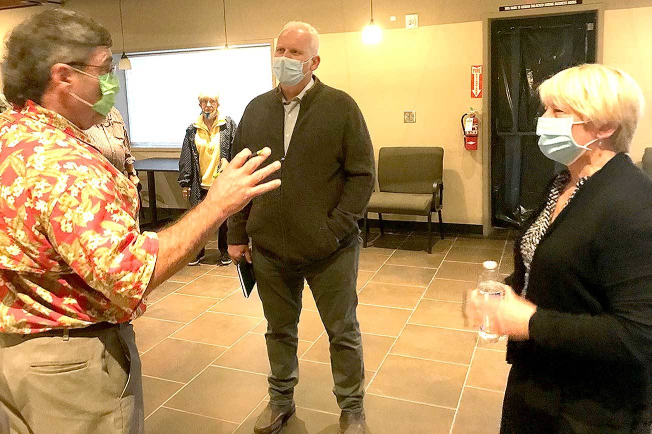 State Senate hopefuls discuss taxes, DNR