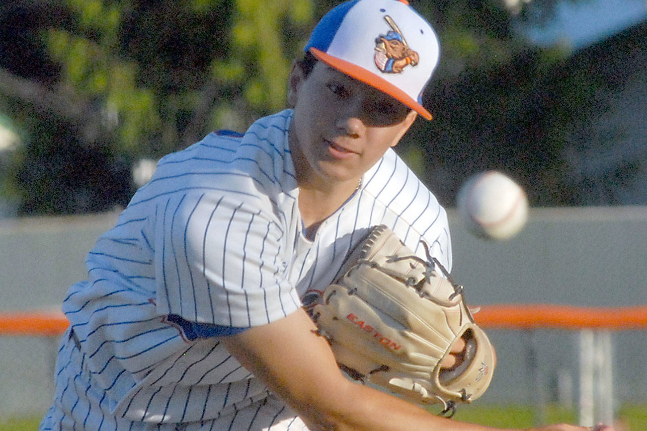 Keith Thorpe/Peninsula Daily News
Lefties pitcher Preston Howey throws in the fourth inning against Highline in a non-league season opener on Tuesday at Port Angeles Civic Field.