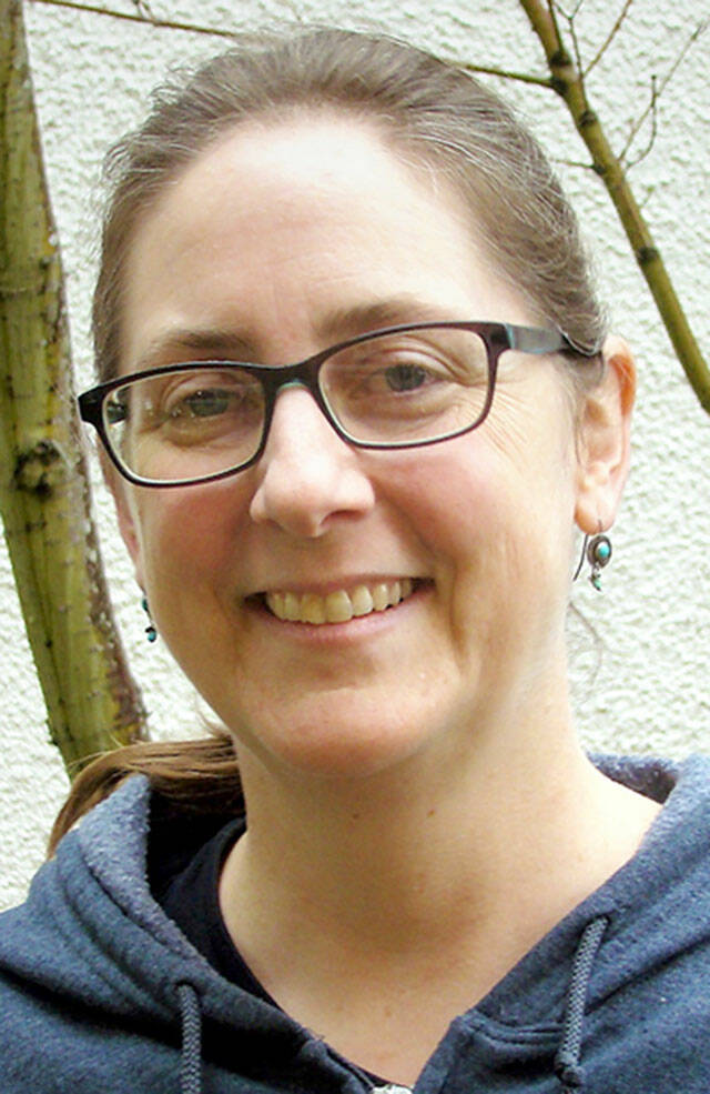 Laurel Moulton will present “Invasive Fruit Flies, Stink Bugs and Hornets: Where Are They Now?” at noon on Thursday.