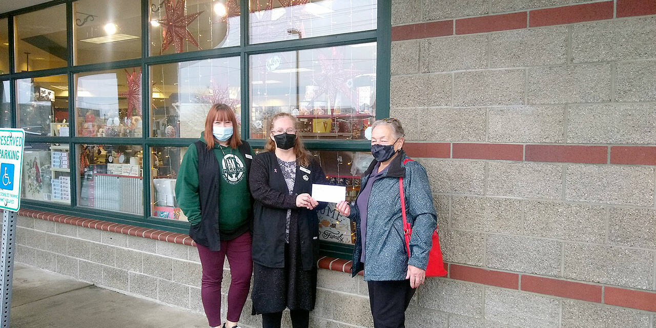 Pictured, from left, are Jessica Thompson, Lori Ambrose and Lori Oakes.