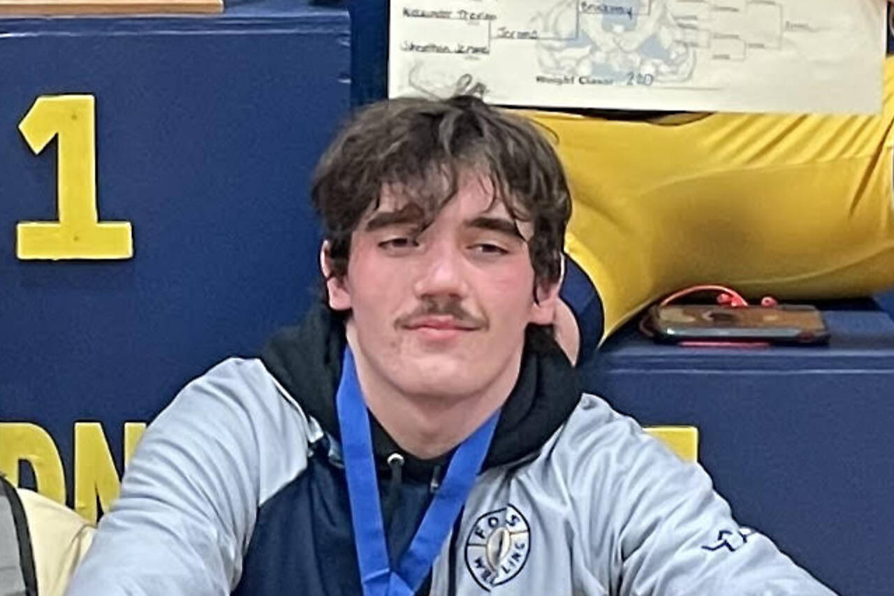 Hayden Queen, Forks wrestling