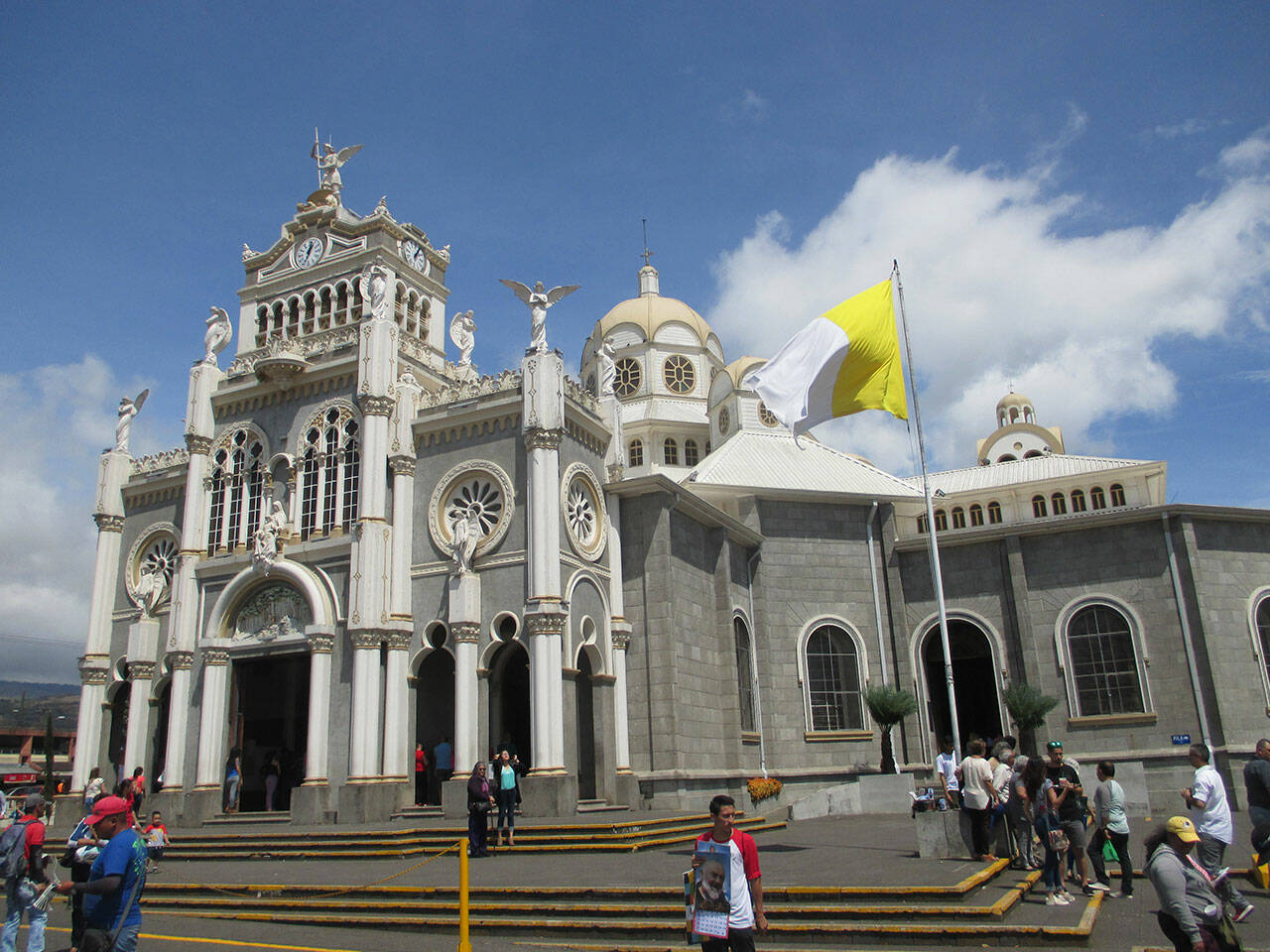 A cathedral in Cartago. (Mike Barton)