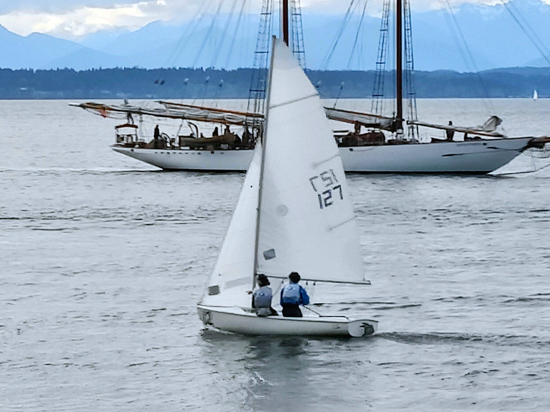 The Community Boating Program’s High School Sailing Team, representing high schoolers from all over Clallam County, competed at Shilshole Marina at an event hosted by the Corinthian Yacht Club of Seattle.