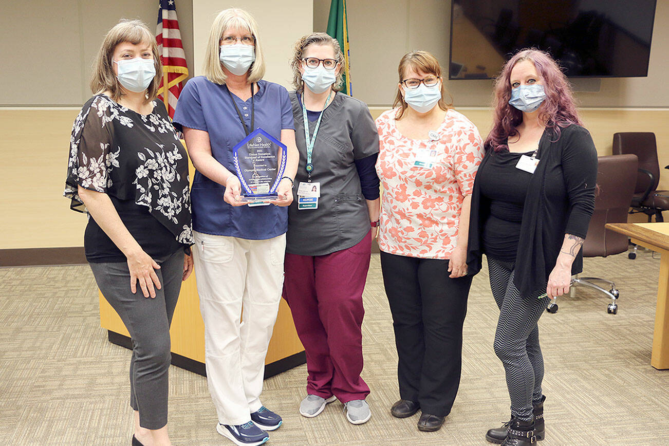 From left tare Heidi Murdock, Renee Sommerfeld, Denise Harman, Gretchen Fleck and Karen Reeder.