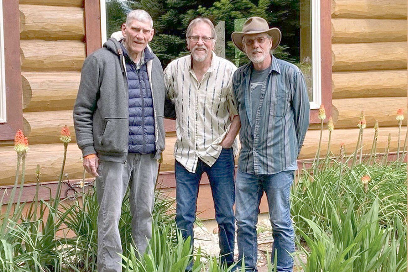The Eagle Mountain String Band — from left, Bob Richardson, Tim Holbrook and Bill Marlow — will perform Monday.