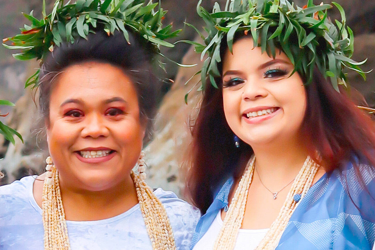 Kumu Hula Mokihana Melendez, on left, and featured dancer Alaka’i Makana Caro will teach hula at Several NOLS library branches this weekend.
