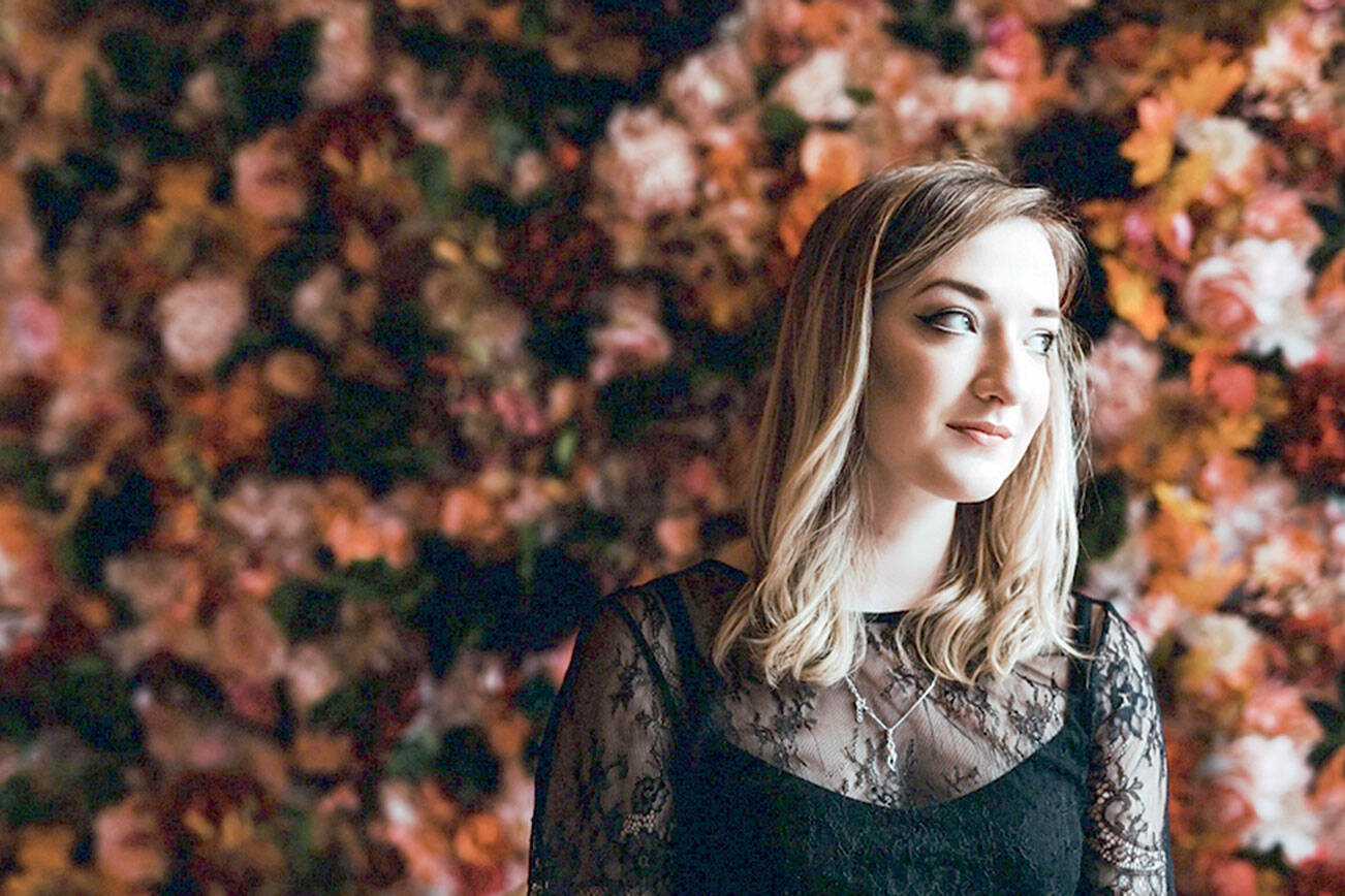 iona-fyfe-by-elly-lucas