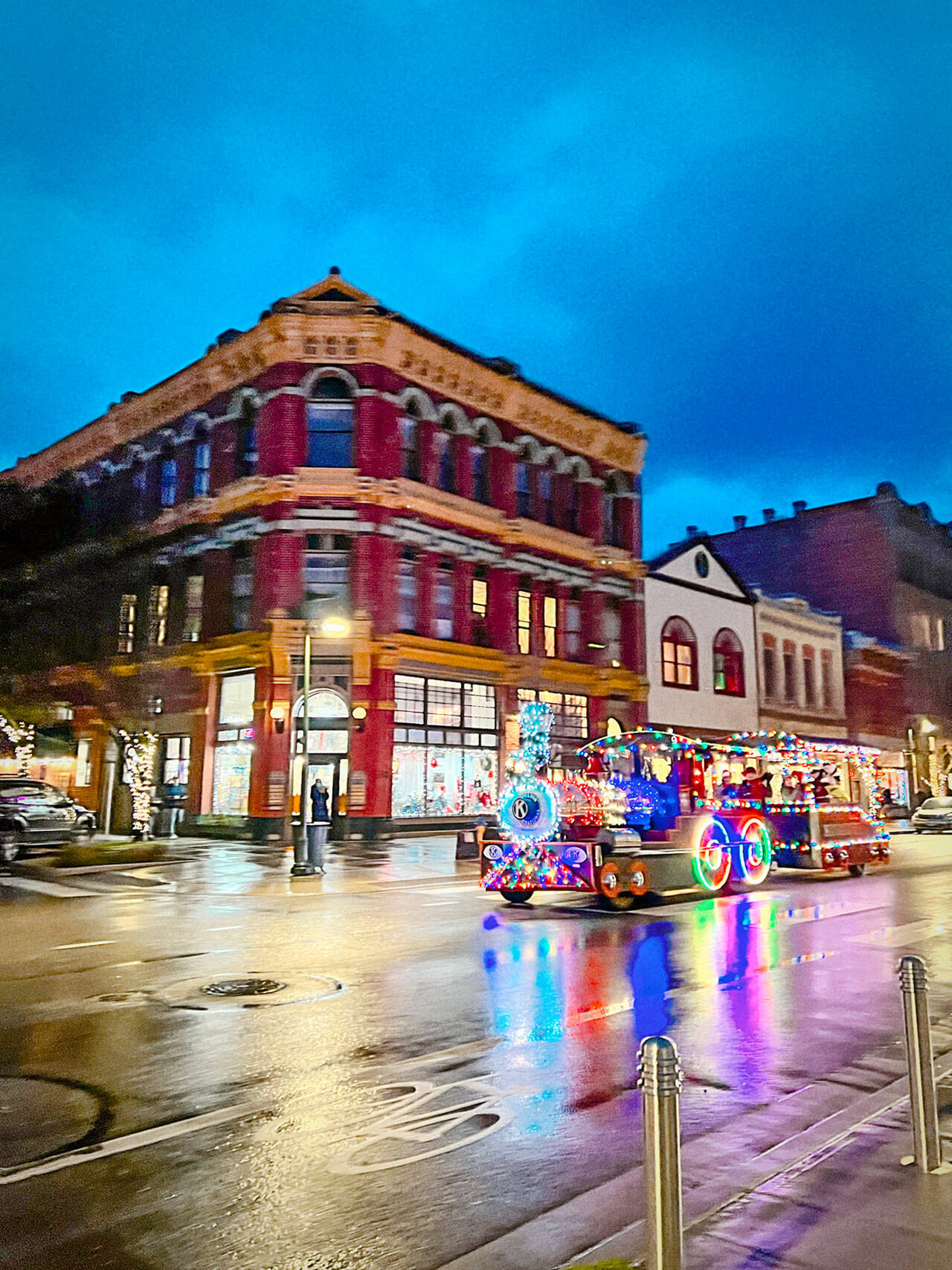 The Kiwanis Choo Choo will be Santa’s ride on Saturday to the community tree lighting in Port Townsend. (Port Townsend Main Street)
