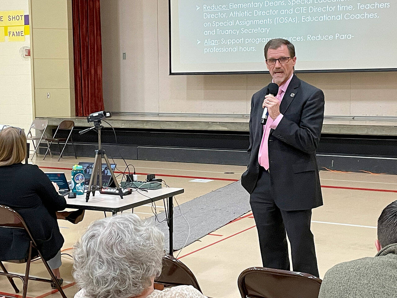 Port Angeles School District Superintendent Marty Brewer addresses the audience at a public forum at Jefferson Elementary School. (Paula Hunt/Peninsula Daily News)