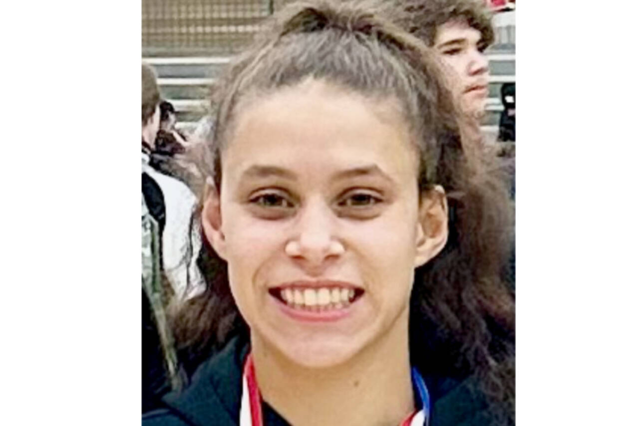 Mi Amada Lanphear-Ramirez, East Jefferson wrestling