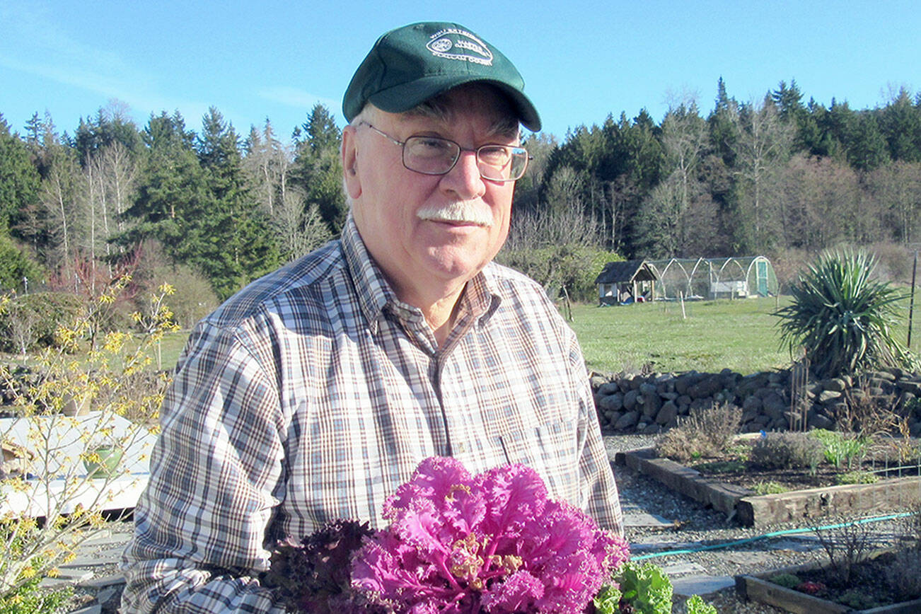 Bob Cain will present “Horticultural Oils” at noon Thursday.