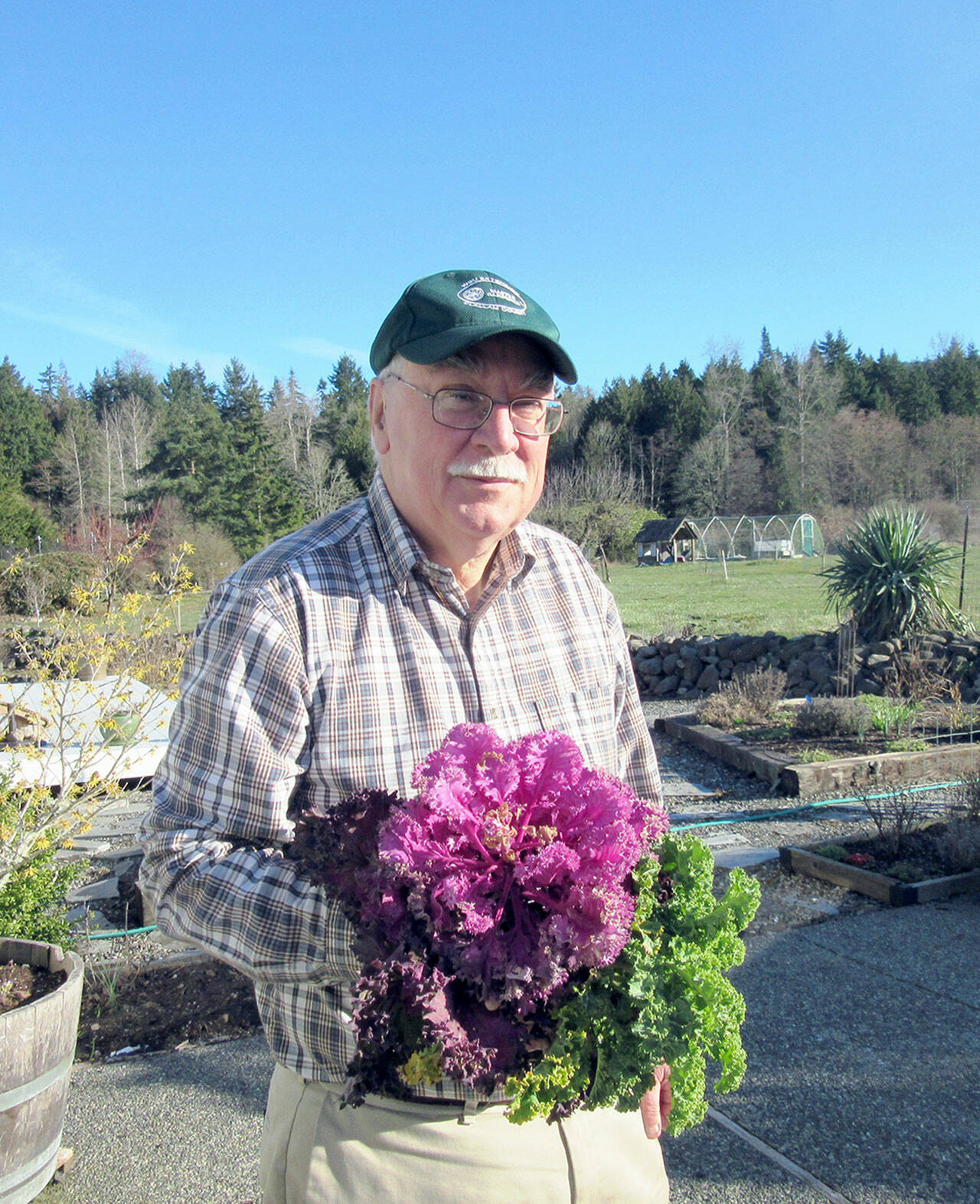 Bob Cain will present “Horticultural Oils” at noon Thursday.