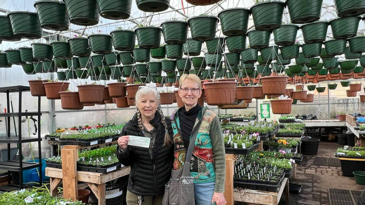 Pictured are Susan Hillgren, on left, and Emily Murphy.