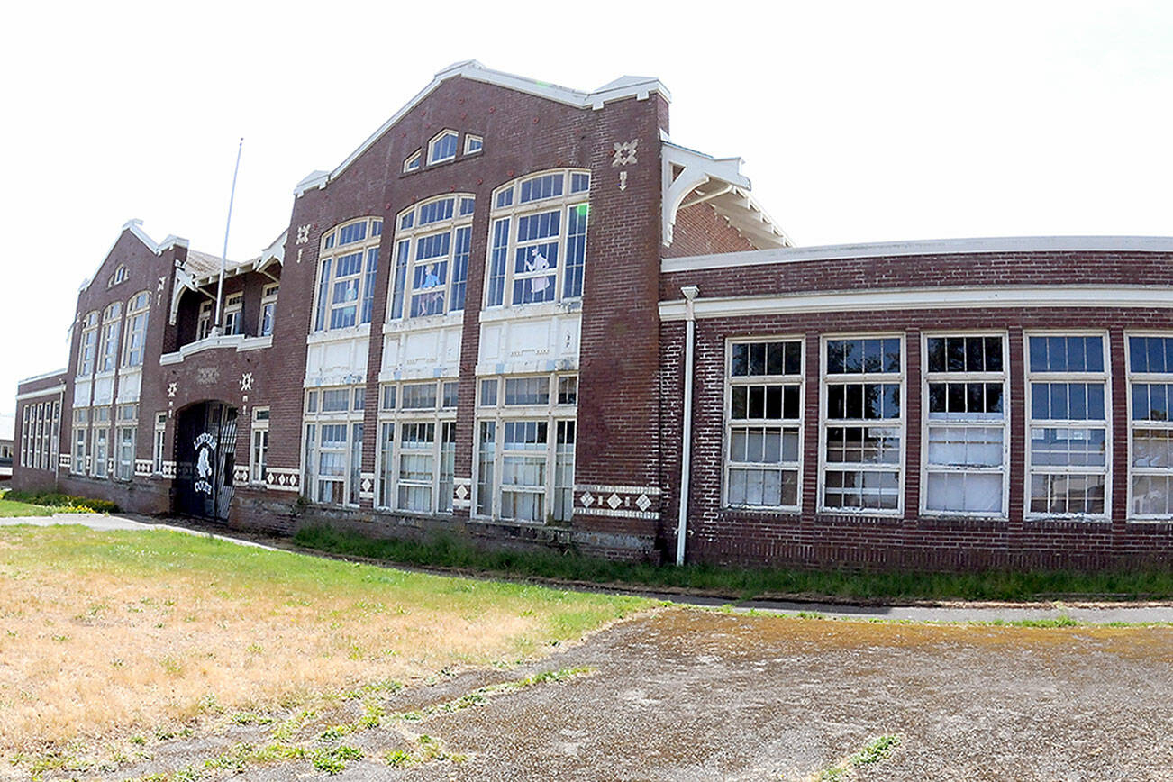 KEITH THORPE/PENINSULA DAILY NEWS
The former Lincoln School, shown on Friday, is the subject of an offer by the city to purchase the building and surrounding property from the North Olympic History Center for redevelopment of the site into multifamiy housing.