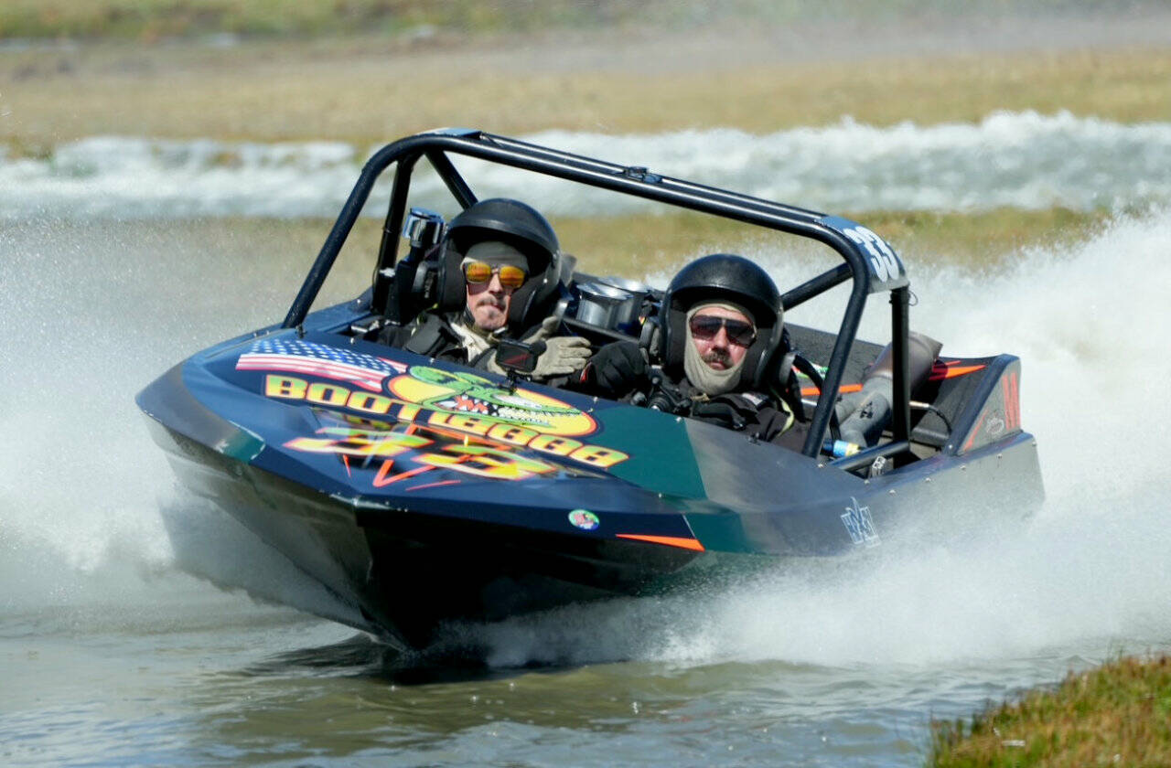 The Bootleggers No. 33 boat with Ron Gallagher and Travis Callahan competes at the Extreme Sports Park west of Port Angeles this weekend. (Jeff Halstead/for Peninsula Daily News)