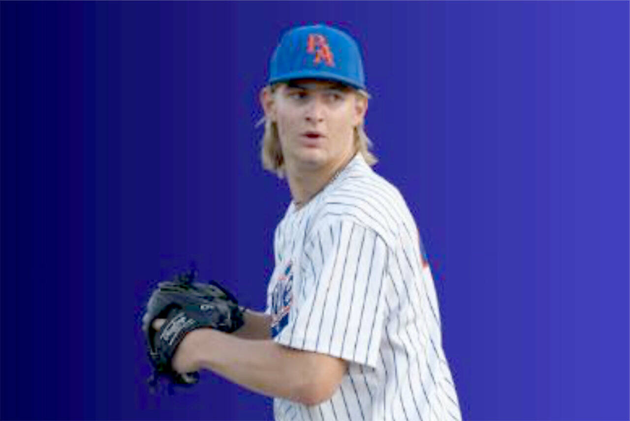 Garrett Holpuch, Port Angeles Lefties.