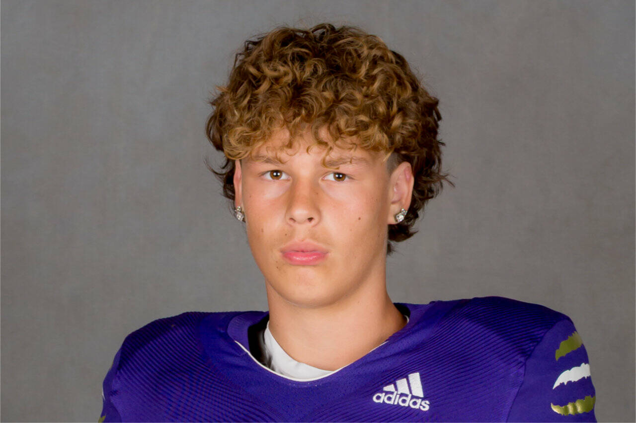 Kaden Miller, Sequim football.