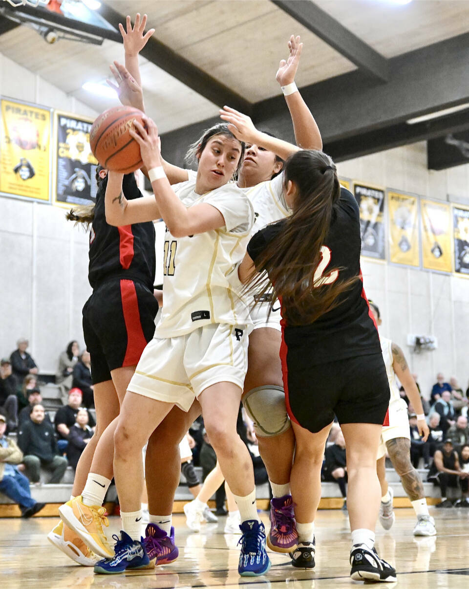 Neah Bay’s Ryana Moss is one of the leaders for the Peninsula College women’s team this season. Moss scored in double figures in two straight games in Pasco last weekend. (Jay Cline/Peninsula College)